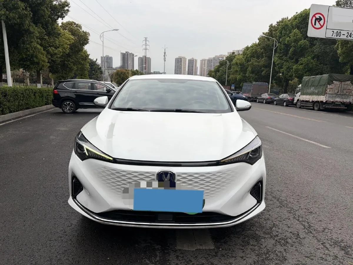 2022 ChangAn Eado BEV 47.78KWH,autocango,china used car exporter,china ev exporter,chinese used car exporter,chinese used ev exporter