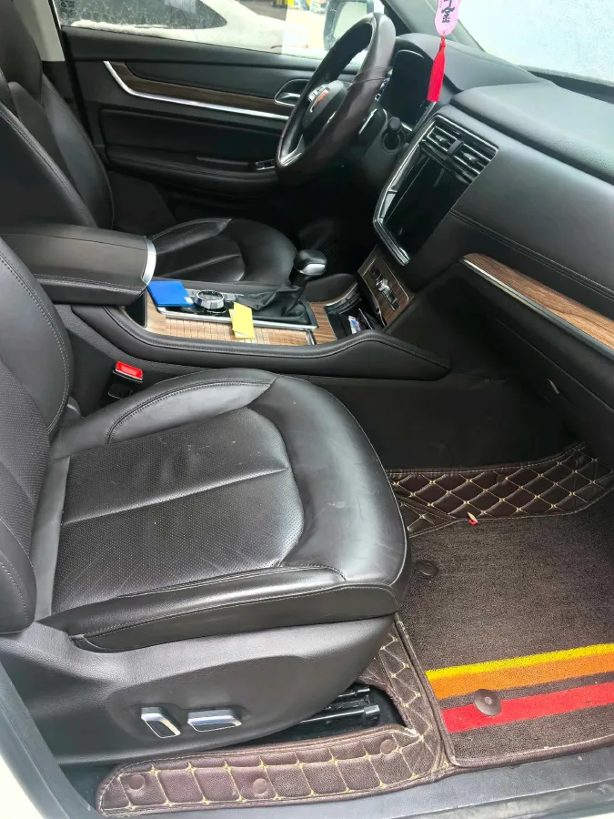 2019 Roewe RX8 2.0T 222HP L4 6AT,autocango,china used car exporter,china ev exporter,chinese used car exporter,chinese used ev exporter