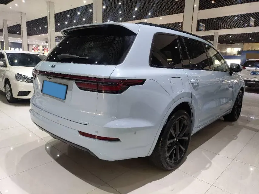 2021 Li ONE Range Extended 131HP REEV 40.5KWH,autocango,china used car exporter,china ev exporter,chinese used car exporter,chinese used ev exporter