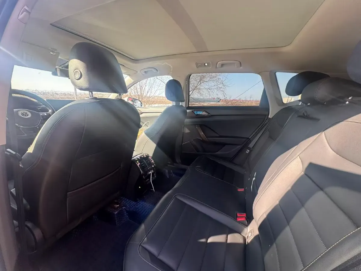 2021 Volkswagen Tharu 1.4T 150HP L4 7DCT,autocango,china used car exporter,china ev exporter,chinese used car exporter,chinese used ev exporter
