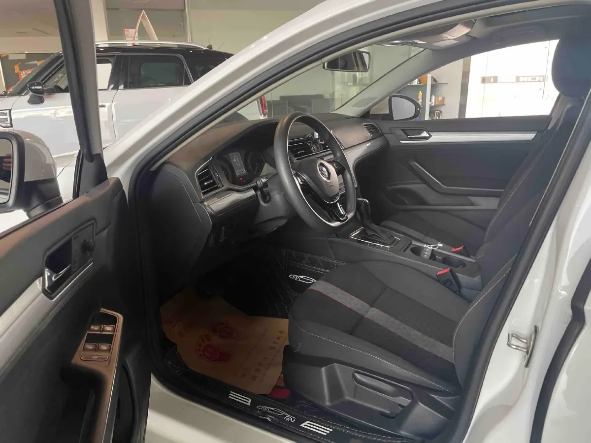 2019 Volkswagen Lamando 1.4T 131HP L4 7DCT,autocango,china used car exporter,china ev exporter,chinese used car exporter,chinese used ev exporter