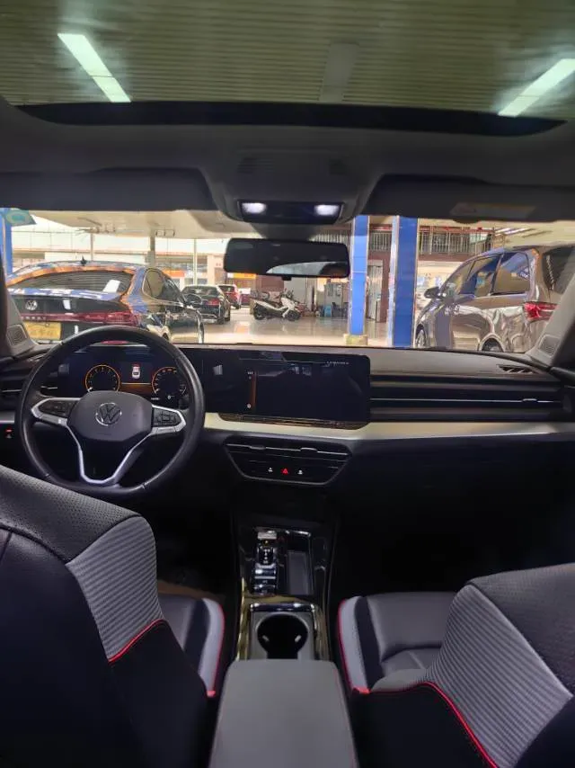 2023 Volkswagen Lamando 1.4T 150HP L4 7DCT,autocango,china used car exporter,china ev exporter,chinese used car exporter,chinese used ev exporter