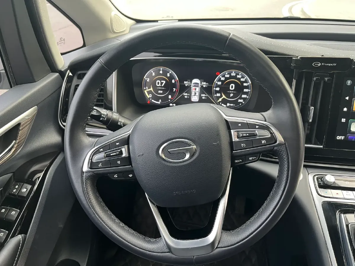 2021 GAC Trumpchi M8 2.0T 252HP L4 8AT,autocango,china used car exporter,china ev exporter,chinese used car exporter,chinese used ev exporter