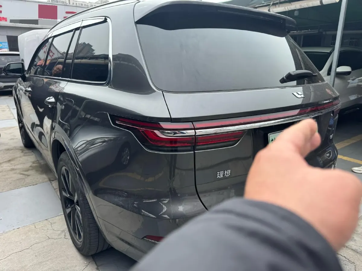 2020 Li ONE Range Extended 131HP REEV 40.5KWH,autocango,china used car exporter,china ev exporter,chinese used car exporter,chinese used ev exporter