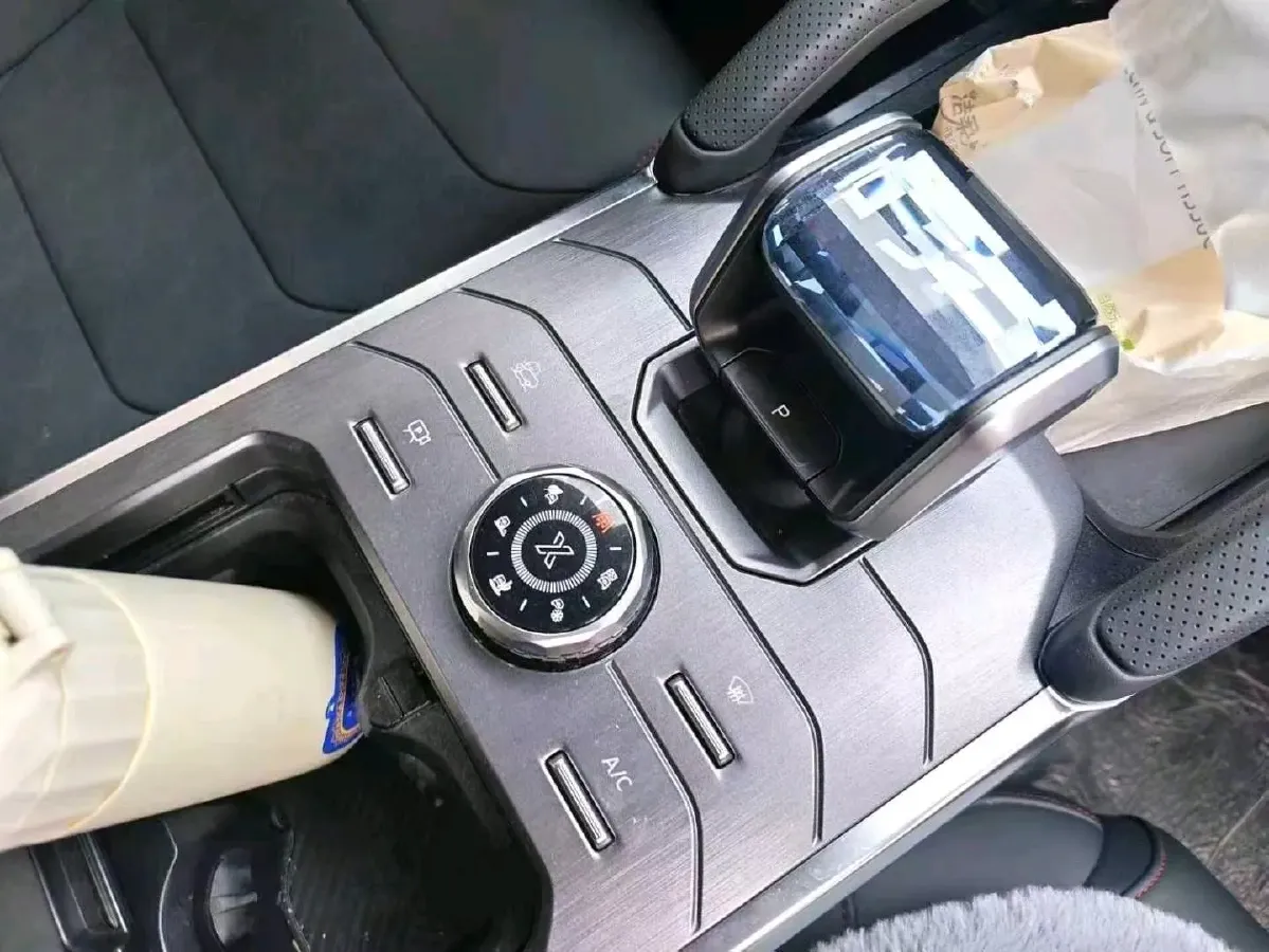 2023 Jetour Traveller 2.0T 254HP L4 7DCT,autocango,china used car exporter,china ev exporter,chinese used car exporter,chinese used ev exporter