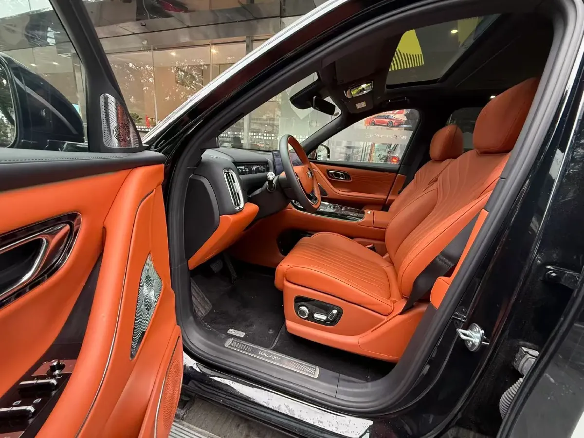 2025 Geely Galaxy M9 1.5T 163HP L4 3DHT PHEV,autocango,china used car exporter,china ev exporter,chinese used car exporter,chinese used ev exporter