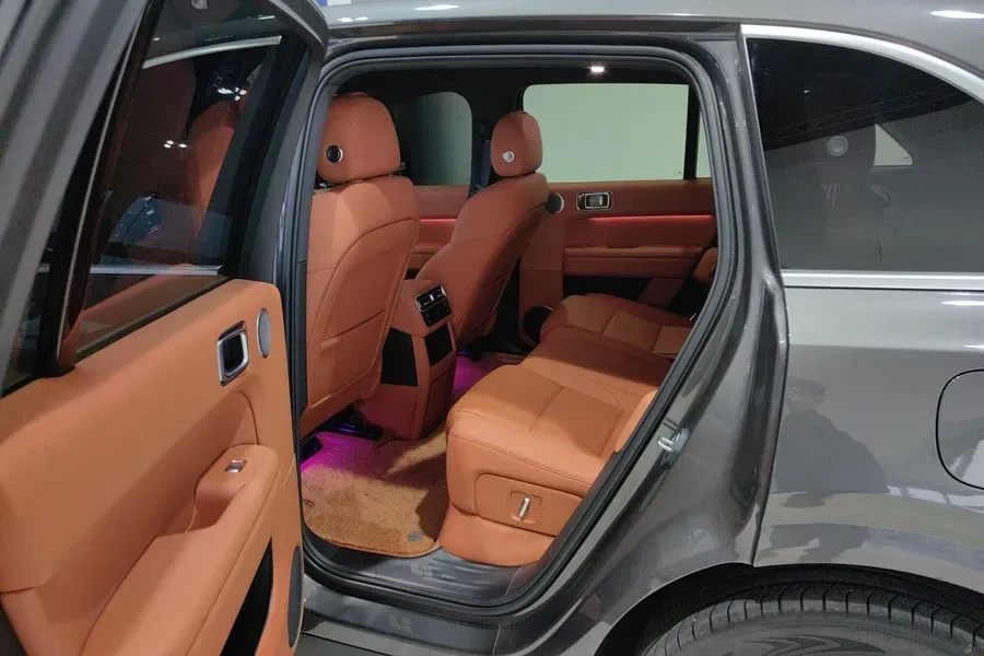 2024 Li L6 Range Extended 154HP L4 REEV 36.8KWH,autocango,china used car exporter,china ev exporter,chinese used car exporter,chinese used ev exporter