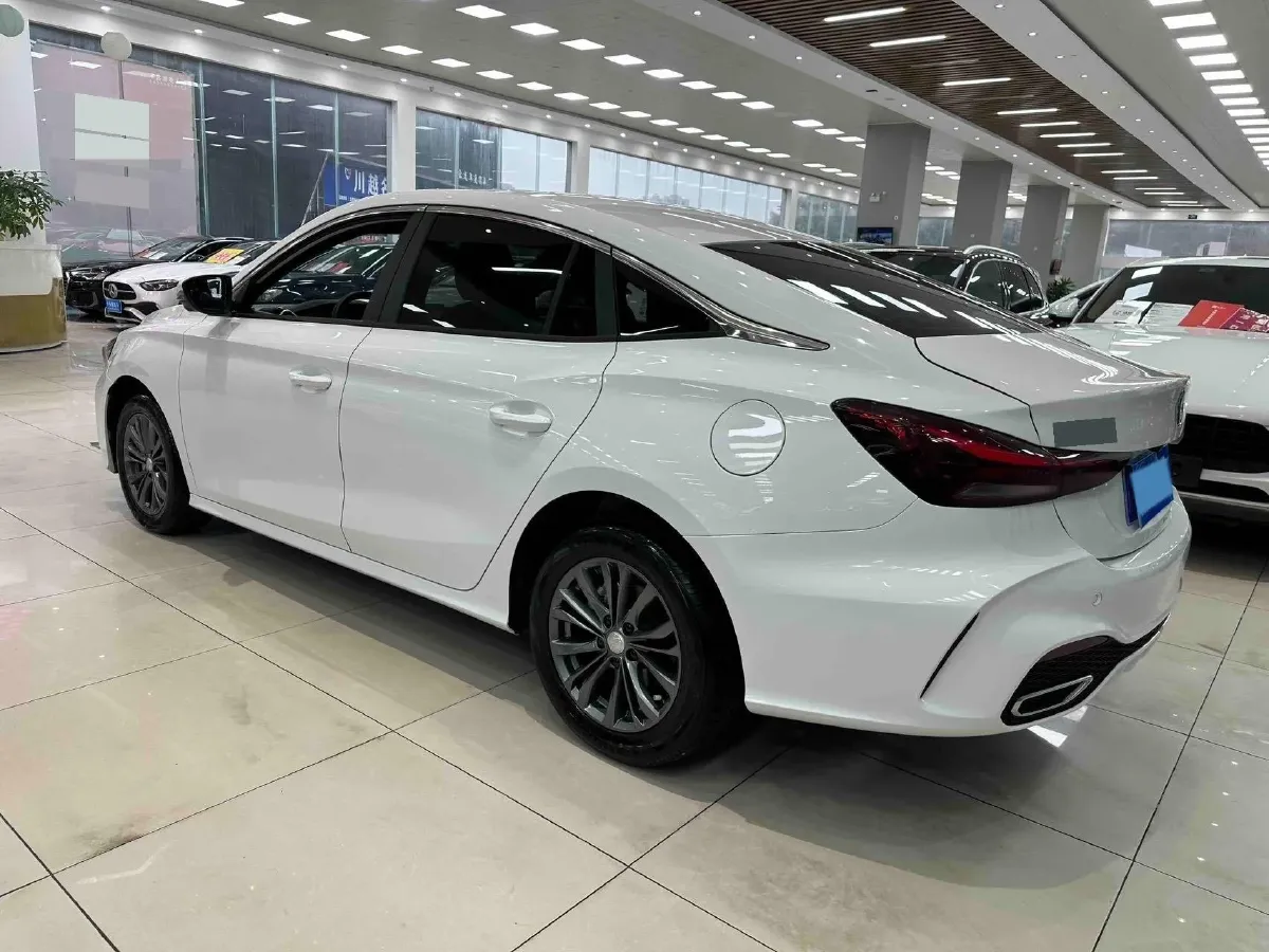 2025 MG 5 1.5L 129HP L4 CVT,autocango,china used car exporter,china ev exporter,chinese used car exporter,chinese used ev exporter