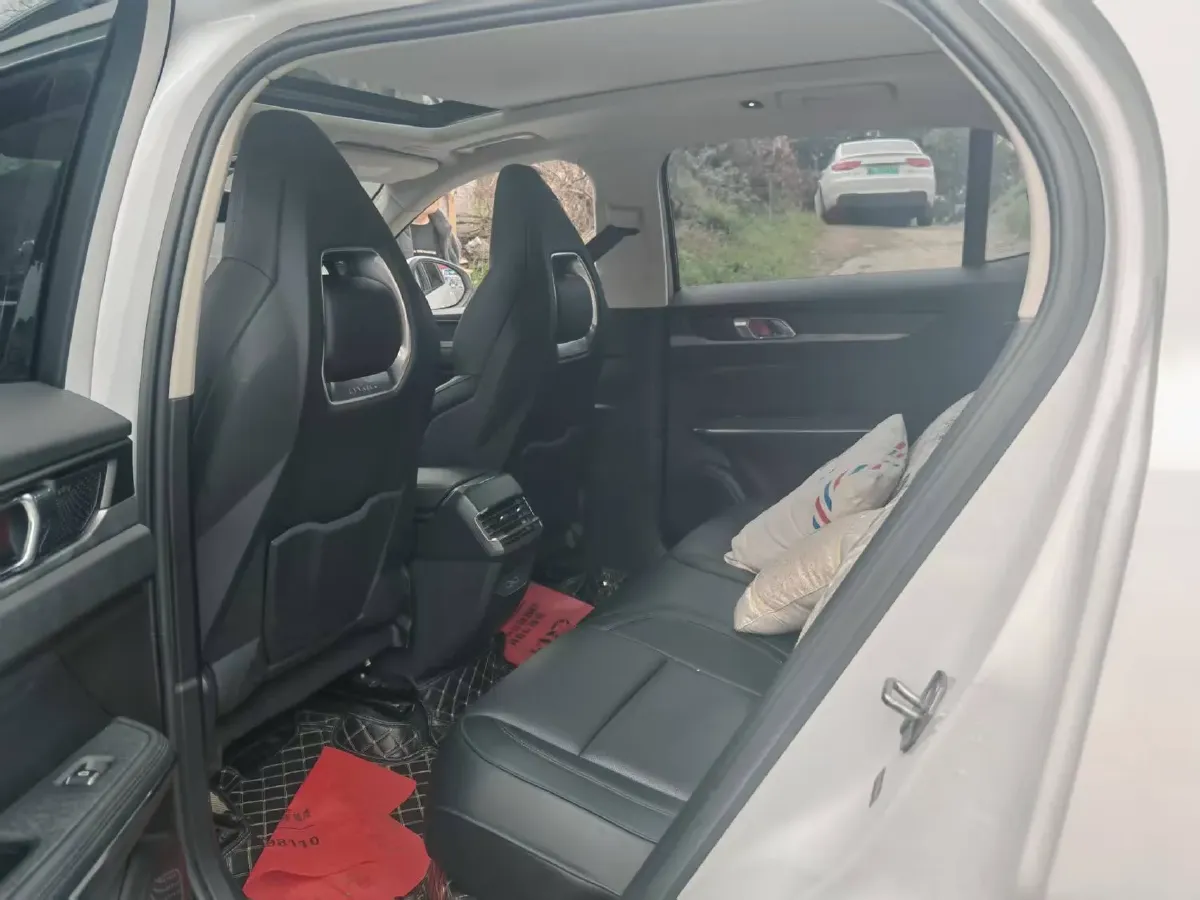 2021 LYNK&CO 01 2.0T 218HP L4 8AT,autocango,china used car exporter,china ev exporter,chinese used car exporter,chinese used ev exporter