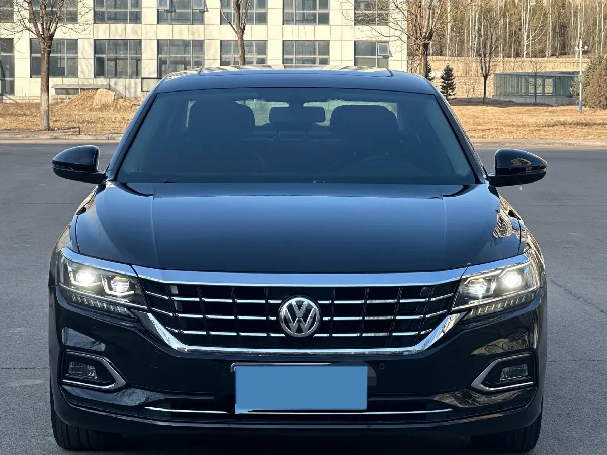 2019 Volvo V40 1.5T 152HP L4 6AT,autocango,china used car exporter,china ev exporter,chinese used car exporter,chinese used ev exporter