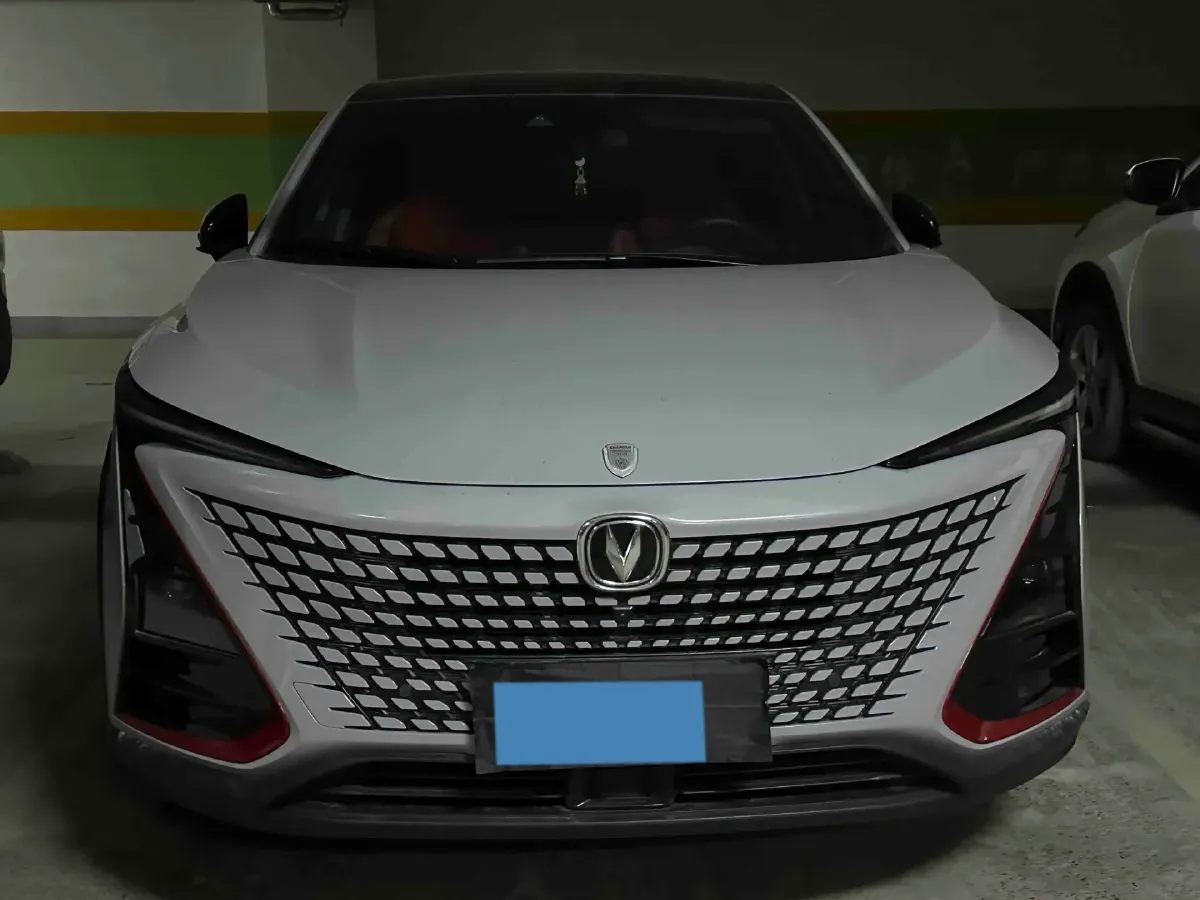 2020 ChangAn UNI-T 1.5T 180HP L4 7DCT,autocango,china used car exporter,china ev exporter,chinese used car exporter,chinese used ev exporter