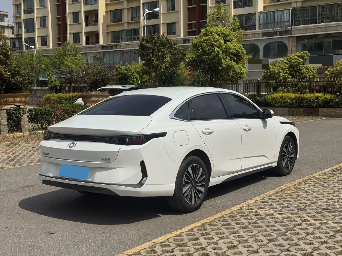 2024 ChangAn QiYuan A05 1.5L 110HP L4 E-CVT PHEV 18.99KWH,autocango,china used car exporter,china ev exporter,chinese used car exporter,chinese used ev exporter
