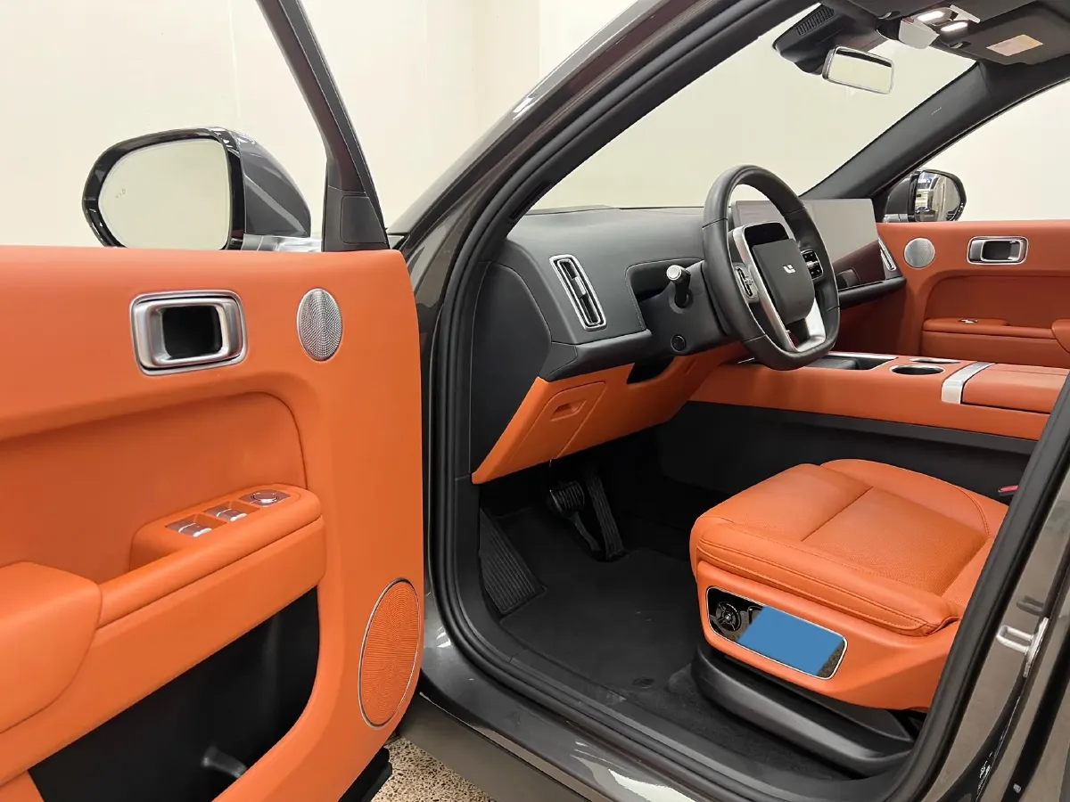 2023 Li L7 Range Extended 154HP REEV 40.9KWH,autocango,china used car exporter,china ev exporter,chinese used car exporter,chinese used ev exporter