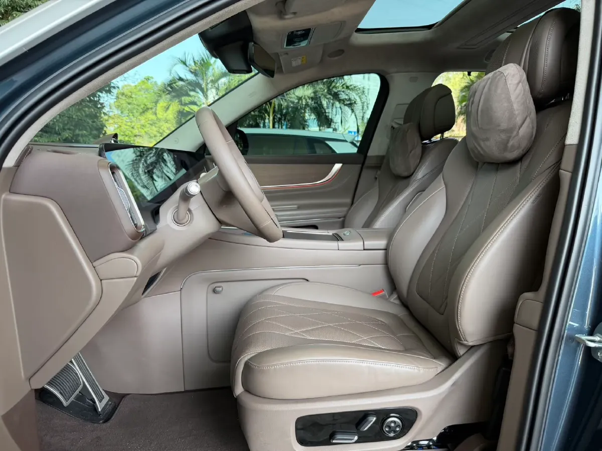 2024 AITO AITO M9 1.5T 152HP L4 REEV 42KWH,autocango,china used car exporter,china ev exporter,chinese used car exporter,chinese used ev exporter