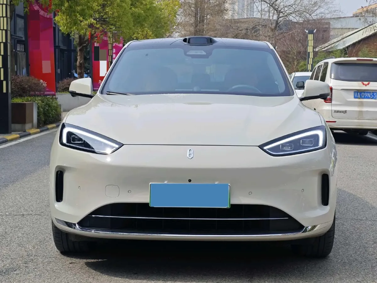 2025 AITO AITO M5 1.5T 152HP L4 REEV 42KWH,autocango,china used car exporter,china ev exporter,chinese used car exporter,chinese used ev exporter