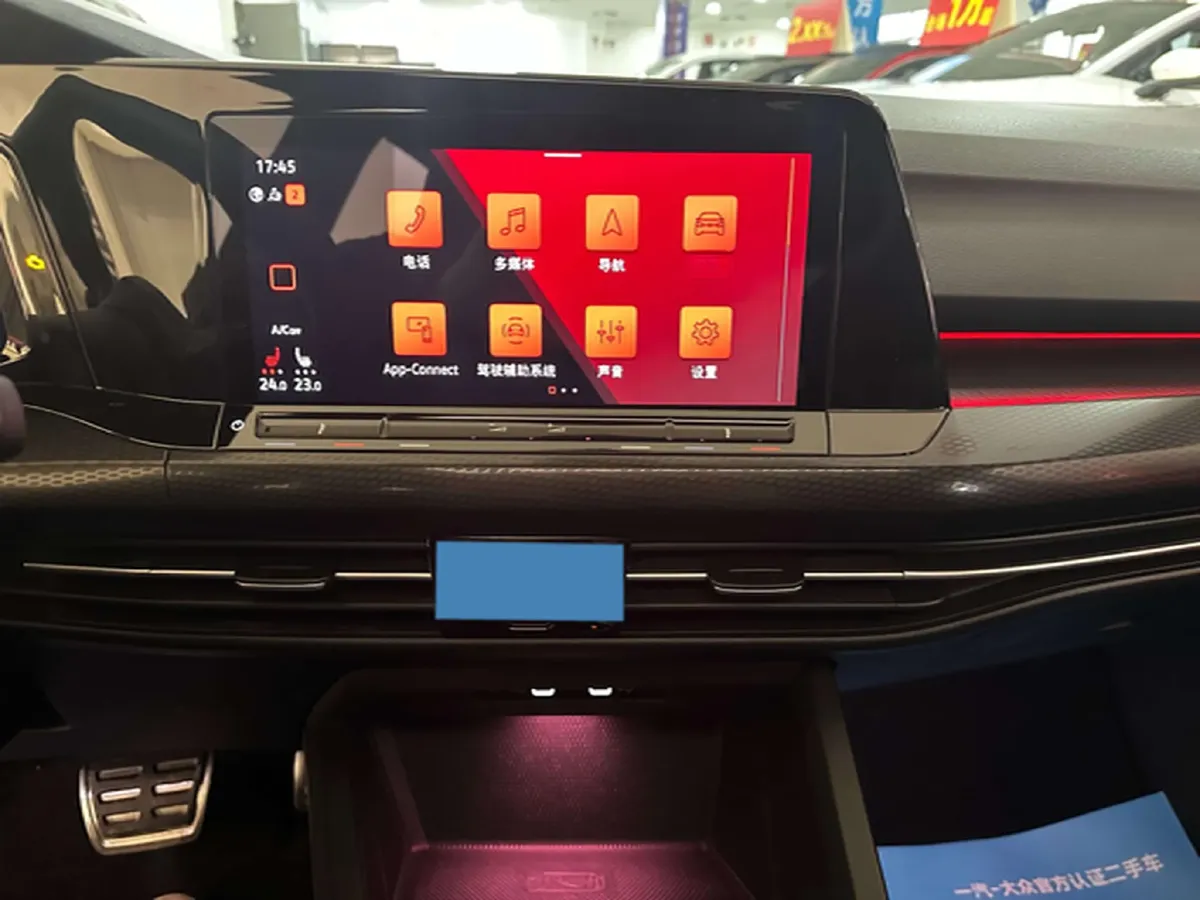 2021 Volkswagen GolfGTI 2.0T 220HP L4 7DCT,autocango,china used car exporter,china ev exporter,chinese used car exporter,chinese used ev exporter