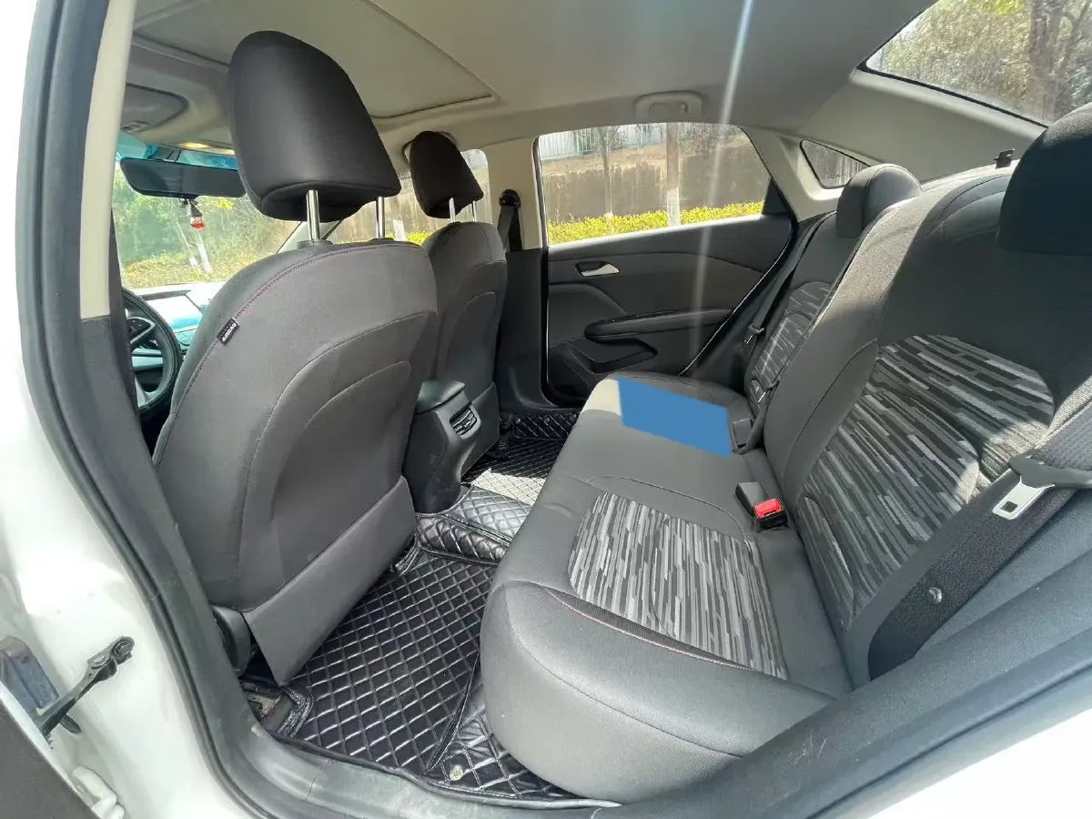 2019 Chevrolet Monza 1.0T 125HP L3 6DCT,autocango,china used car exporter,china ev exporter,chinese used car exporter,chinese used ev exporter