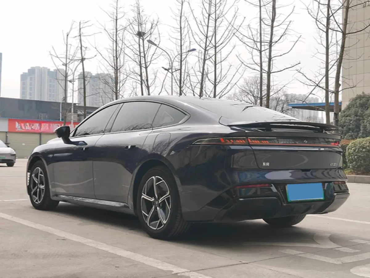 2024 DongFeng eπ eπ007 REEV 105HP REEV 28.4KWH,autocango,china used car exporter,china ev exporter,chinese used car exporter,chinese used ev exporter