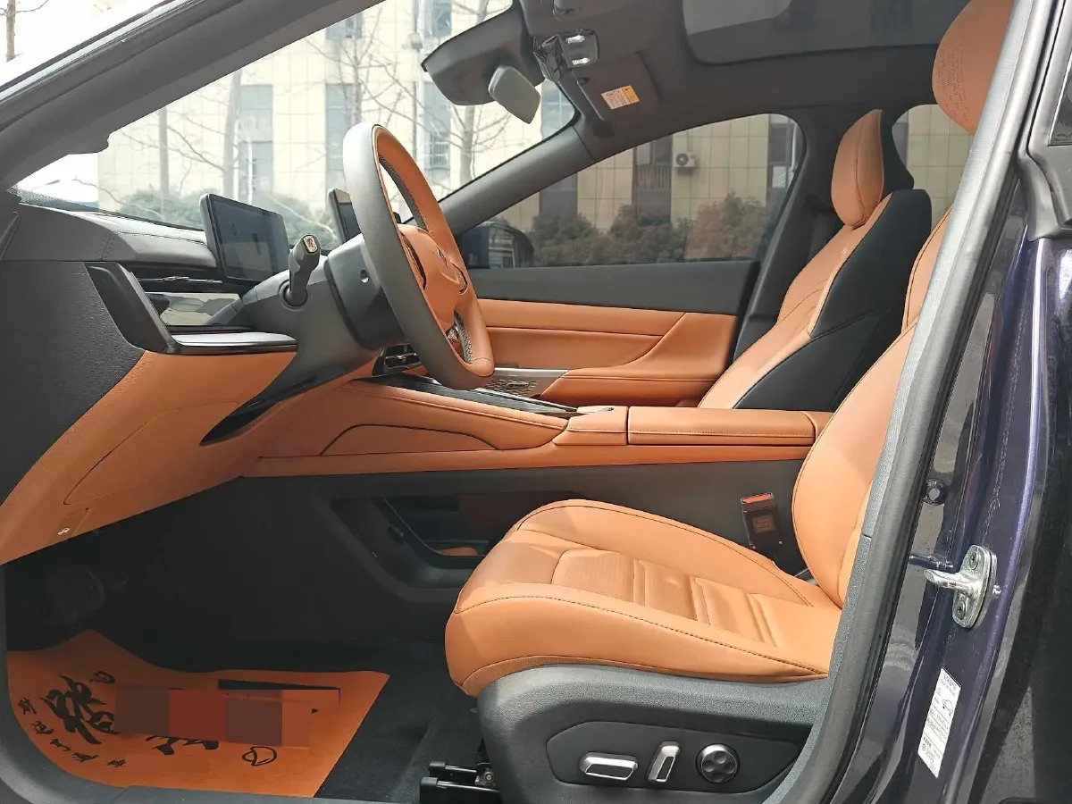 2024 DongFeng eπ eπ007 REEV 105HP REEV 28.4KWH,autocango,china used car exporter,china ev exporter,chinese used car exporter,chinese used ev exporter