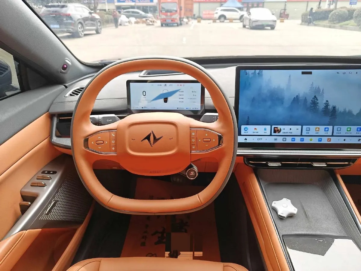 2024 DongFeng eπ eπ007 REEV 105HP REEV 28.4KWH,autocango,china used car exporter,china ev exporter,chinese used car exporter,chinese used ev exporter