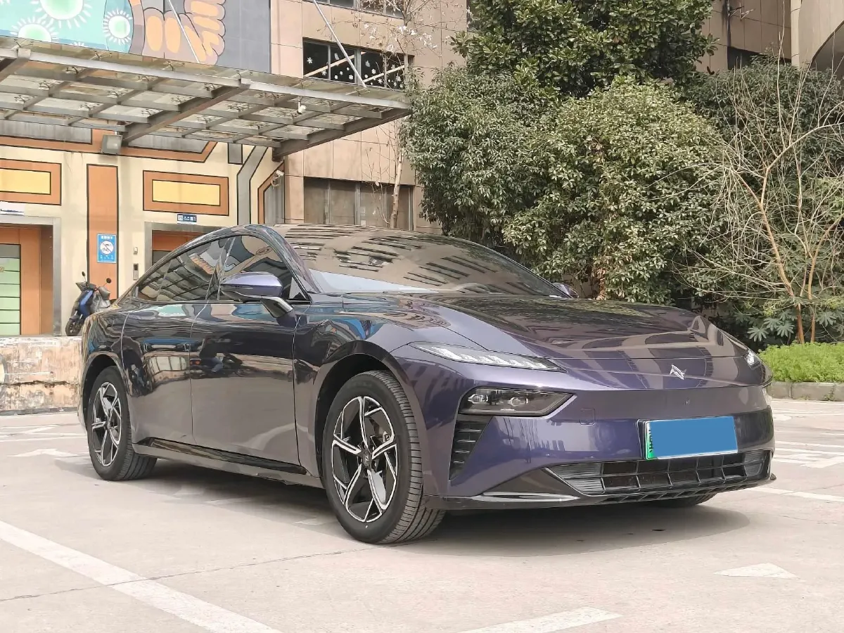 2024 DongFeng eπ eπ007 REEV 105HP REEV 28.4KWH,autocango,china used car exporter,china ev exporter,chinese used car exporter,chinese used ev exporter