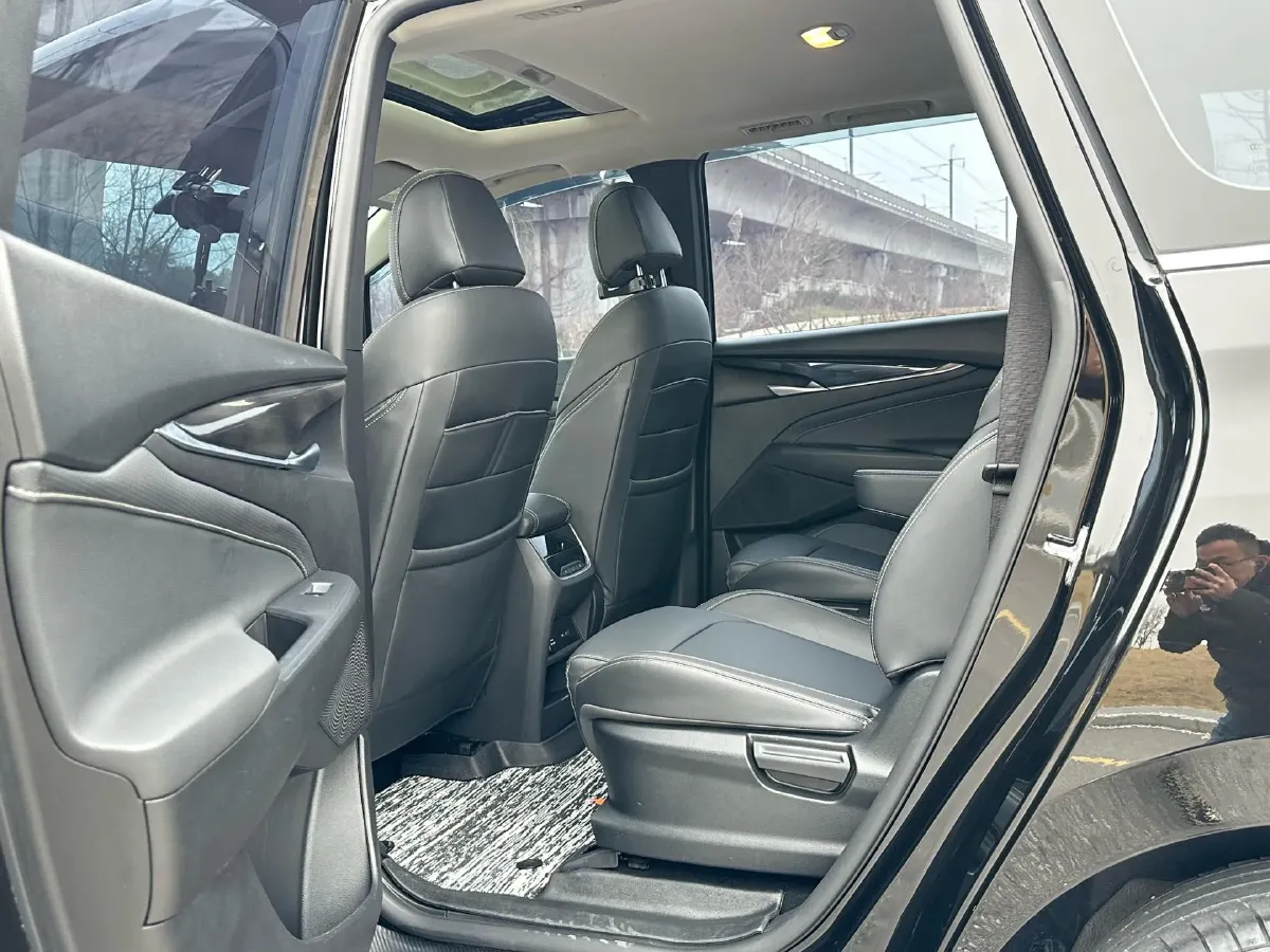 2022 MAXUS G50 1.5T 169HP L4 7DCT,autocango,china used car exporter,china ev exporter,chinese used car exporter,chinese used ev exporter