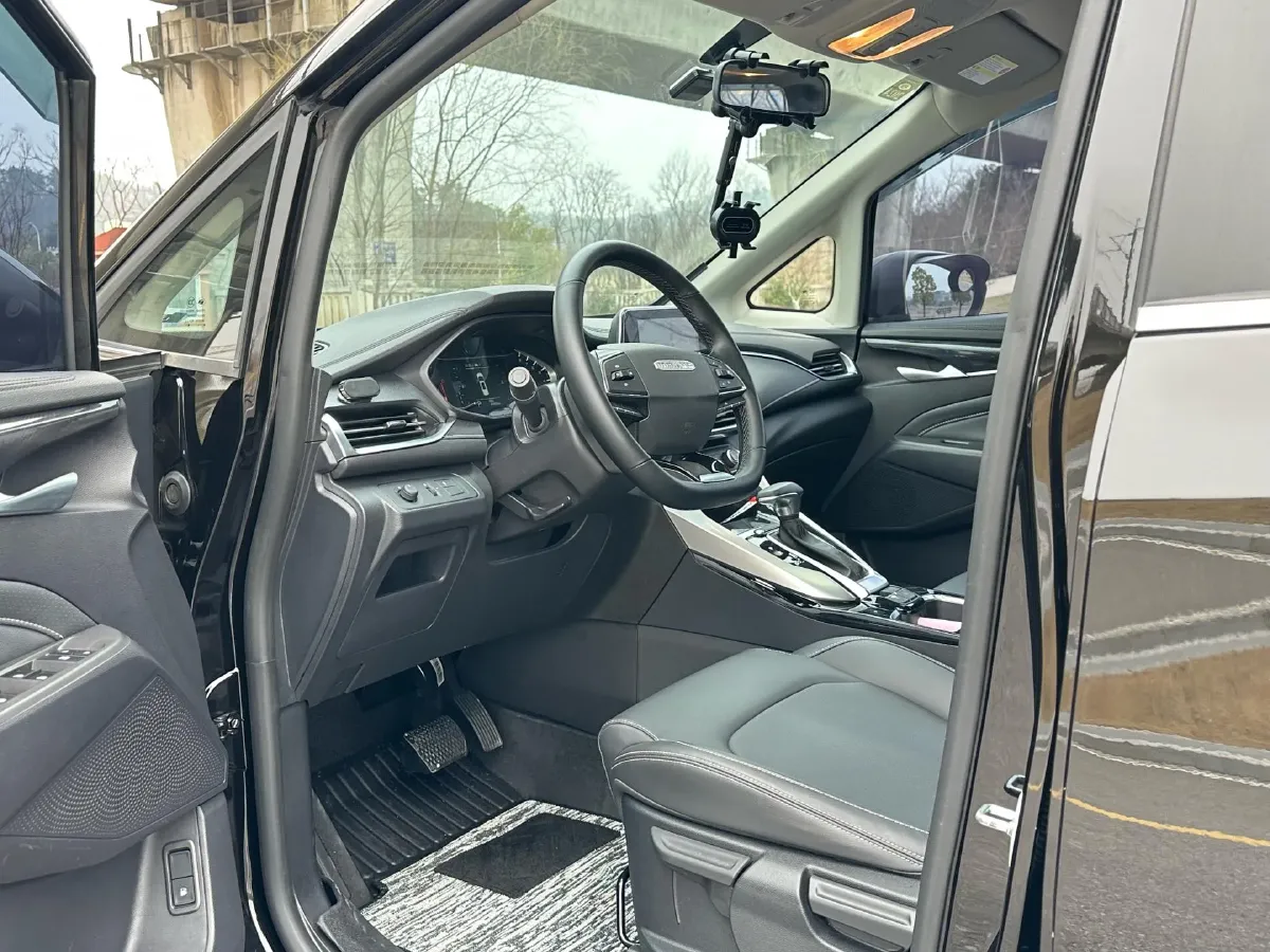 2022 MAXUS G50 1.5T 169HP L4 7DCT,autocango,china used car exporter,china ev exporter,chinese used car exporter,chinese used ev exporter