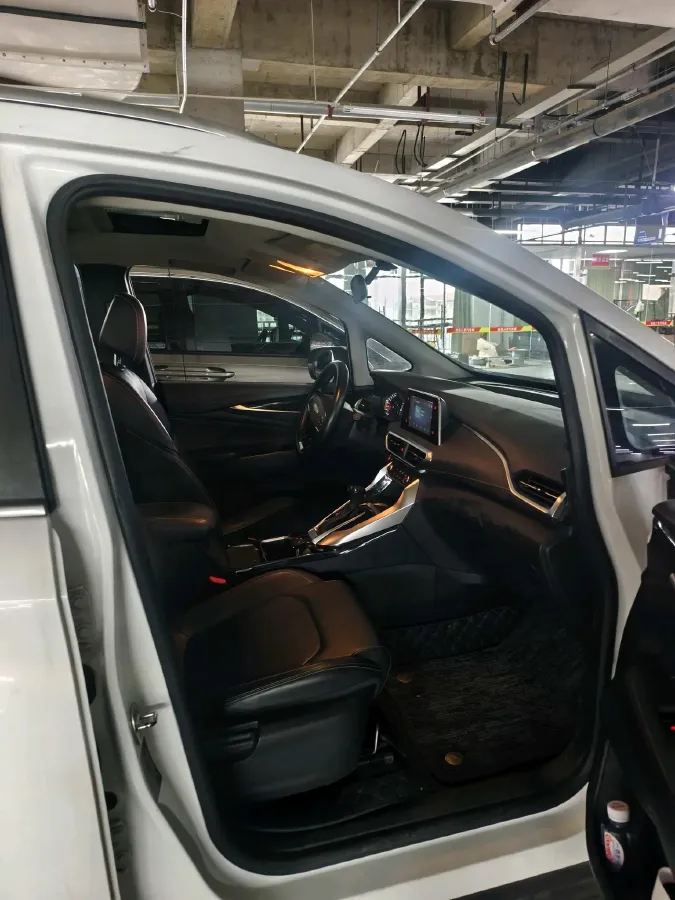 2019 MAXUS G50 1.5T 169HP L4 7DCT,autocango,china used car exporter,china ev exporter,chinese used car exporter,chinese used ev exporter