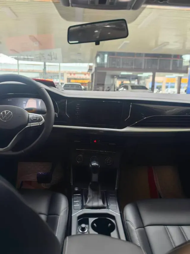 2023 Volkswagen Passat 1.4T 150HP L4 7DCT,autocango,china used car exporter,china ev exporter,chinese used car exporter,chinese used ev exporter