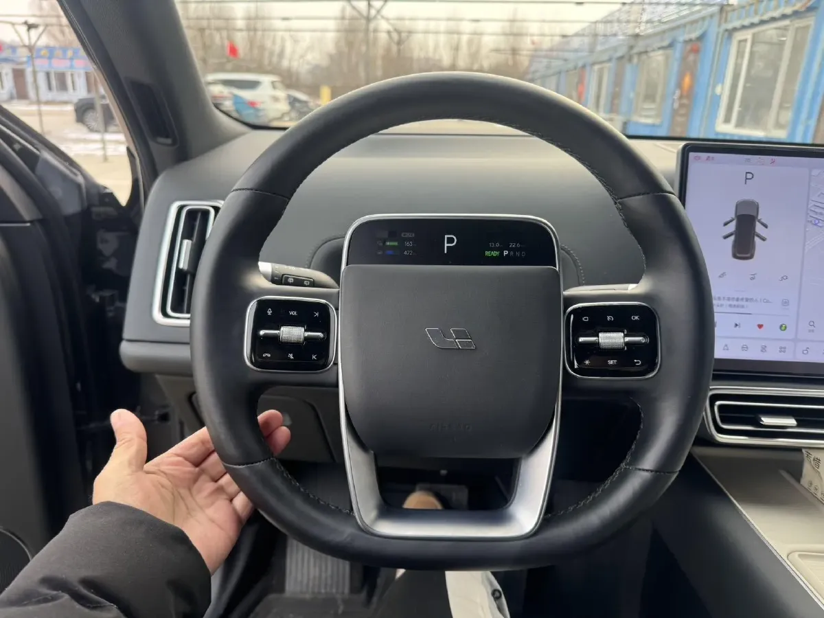 2023 Li L8 Range Extended 154HP REEV 40.9KWH,autocango,china used car exporter,china ev exporter,chinese used car exporter,chinese used ev exporter