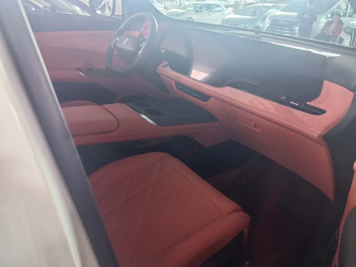 2025 ChangAn CS75 Plus 1.5T 192HP L4 8AT,autocango,china used car exporter,china ev exporter,chinese used car exporter,chinese used ev exporter