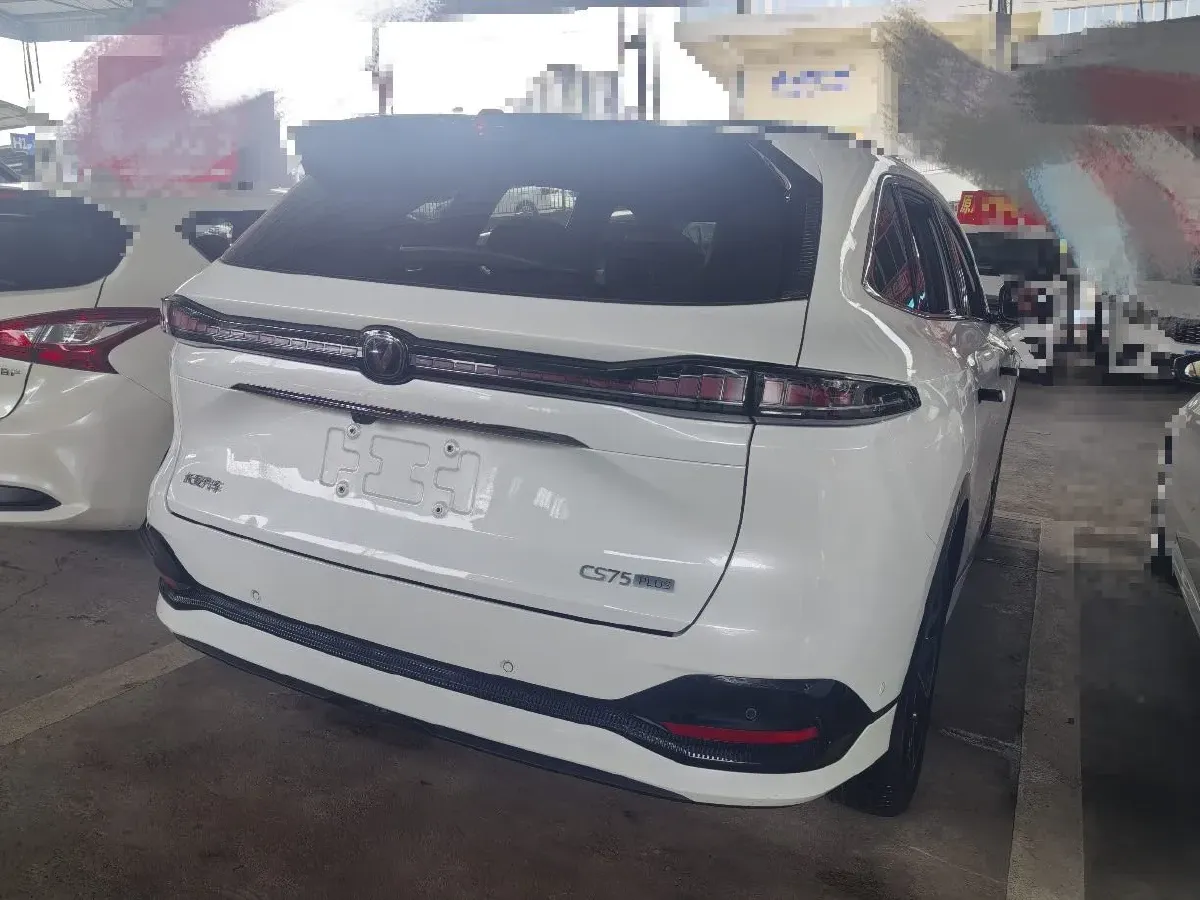 2025 ChangAn CS75 Plus 1.5T 192HP L4 8AT,autocango,china used car exporter,china ev exporter,chinese used car exporter,chinese used ev exporter