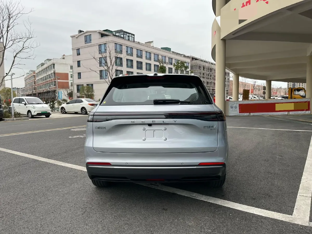 2026 Geely Galaxy Starship 7 1.5L 112HP L4 1DHT PHEV,autocango,china used car exporter,china ev exporter,chinese used car exporter,chinese used ev exporter