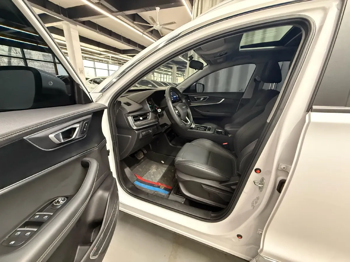 2022 Chery Tiggo 8 1.5T 156HP L4 6MT,autocango,china used car exporter,china ev exporter,chinese used car exporter,chinese used ev exporter