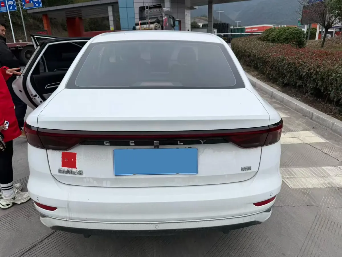 2022 Geely Emgrand 1.5L 114HP L4 CVT,autocango,china used car exporter,china ev exporter,chinese used car exporter,chinese used ev exporter