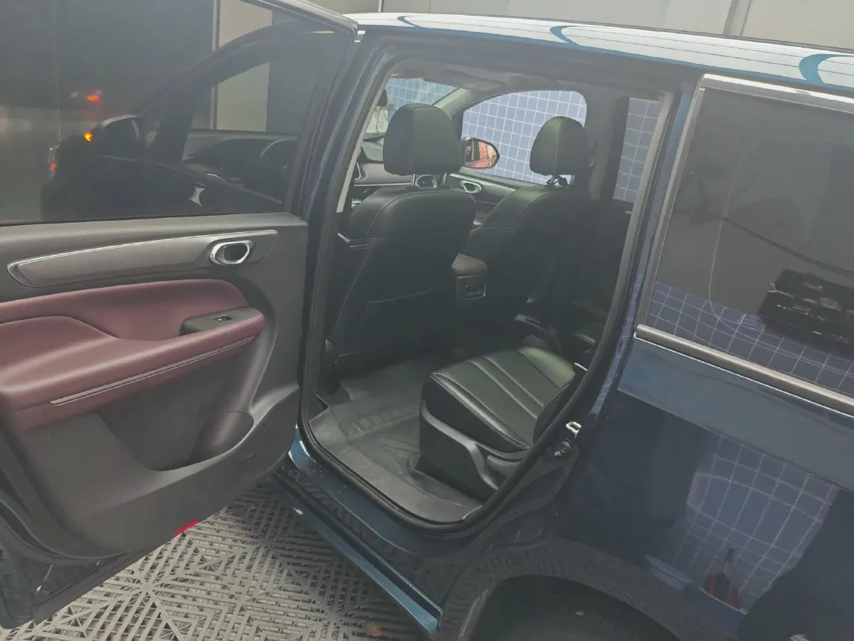 2021 GAC Trumpchi M6 1.5T 169HP L4 7DCT,autocango,china used car exporter,china ev exporter,chinese used car exporter,chinese used ev exporter