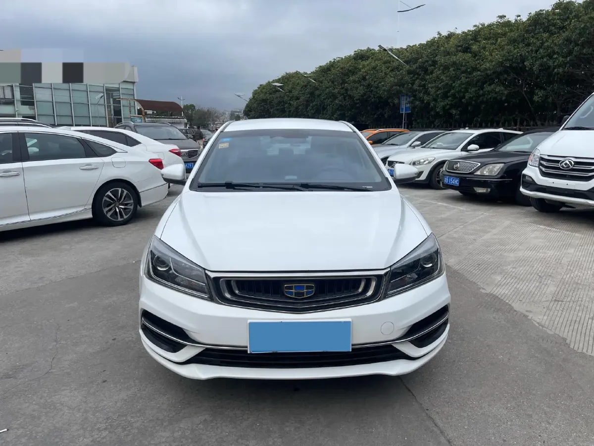 2018 Geely Emgrand 1.5L 109HP L4 5MT,autocango,china used car exporter,china ev exporter,chinese used car exporter,chinese used ev exporter