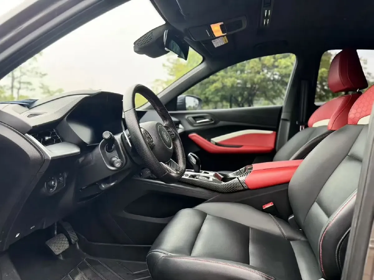 2021 MG 5 1.5T 173HP L4 7DCT,autocango,china used car exporter,china ev exporter,chinese used car exporter,chinese used ev exporter