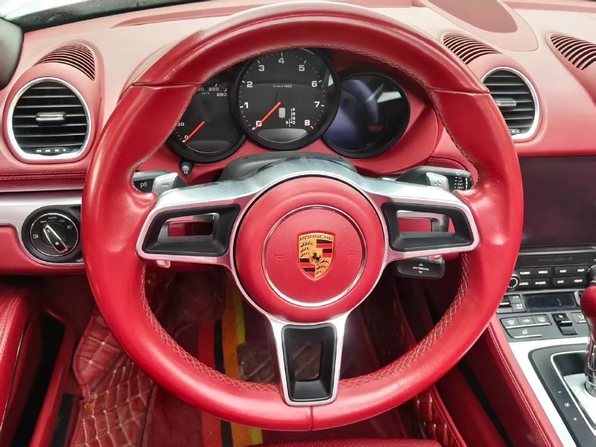 2020 Porsche 718 2.0T 250HP H4 7DCT,autocango,china used car exporter,china ev exporter,chinese used car exporter,chinese used ev exporter