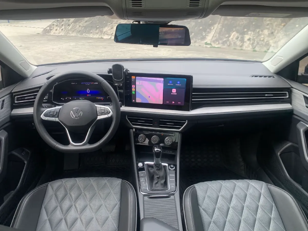 2023 Volkswagen Sagitar 1.5T 160HP L4 7DCT,autocango,china used car exporter,china ev exporter,chinese used car exporter,chinese used ev exporter