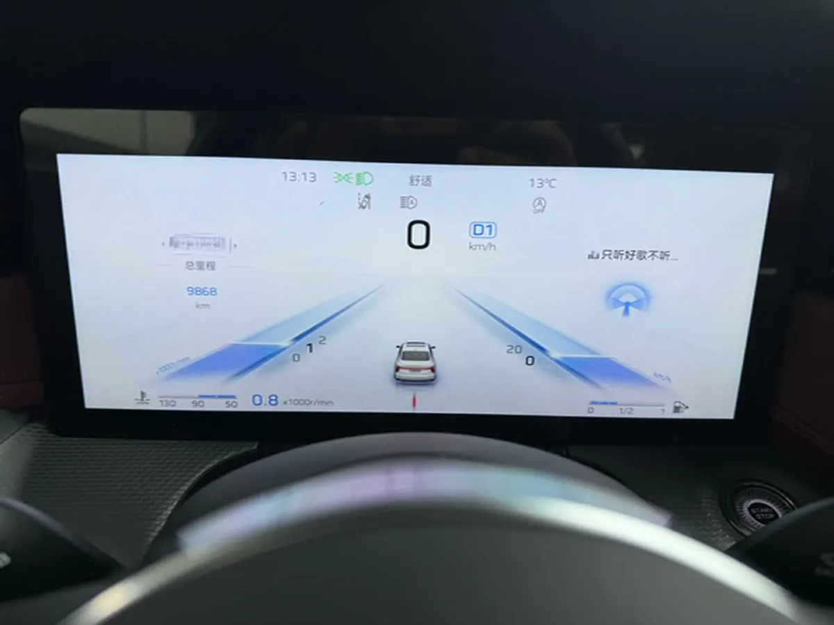 2024 HongQi H5 2.0T 224HP L4 8AT,autocango,china used car exporter,china ev exporter,chinese used car exporter,chinese used ev exporter