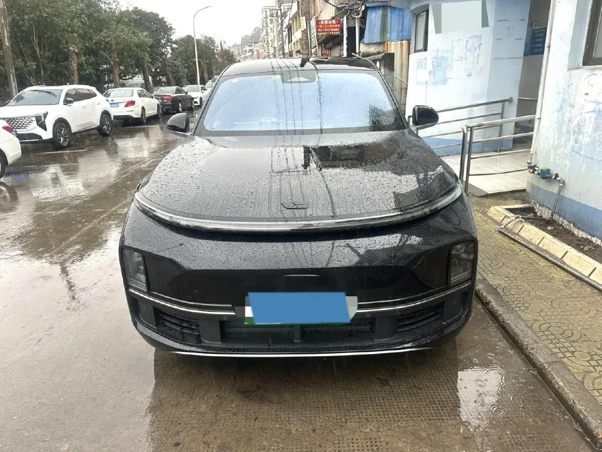 2023 Li L8 Range Extended 154HP REEV 40.9KWH,autocango,china used car exporter,china ev exporter,chinese used car exporter,chinese used ev exporter