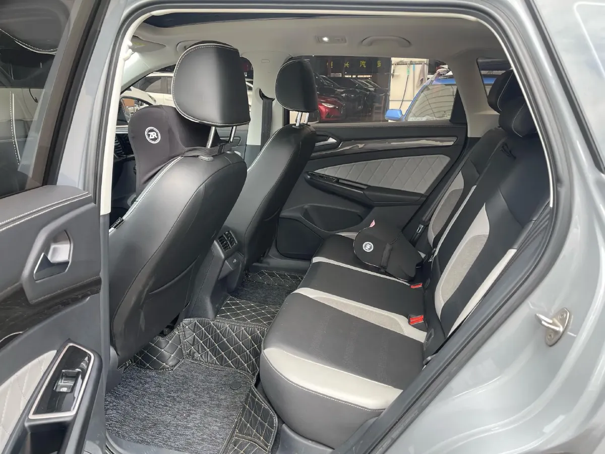 2022 Jetta VS7 1.4T 150HP L4 6AT,autocango,china used car exporter,china ev exporter,chinese used car exporter,chinese used ev exporter