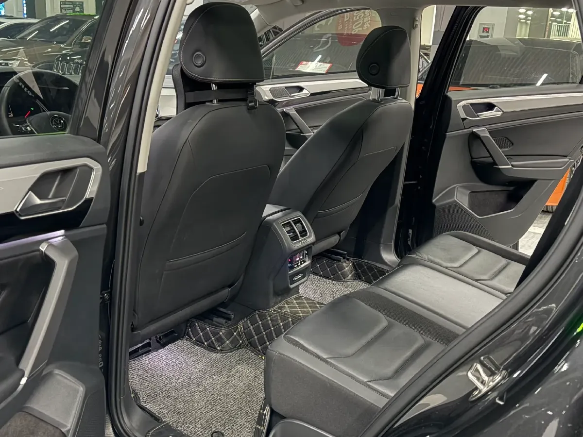 2021 Volkswagen Tayron 2.0T 186HP L4 7DCT,autocango,china used car exporter,china ev exporter,chinese used car exporter,chinese used ev exporter