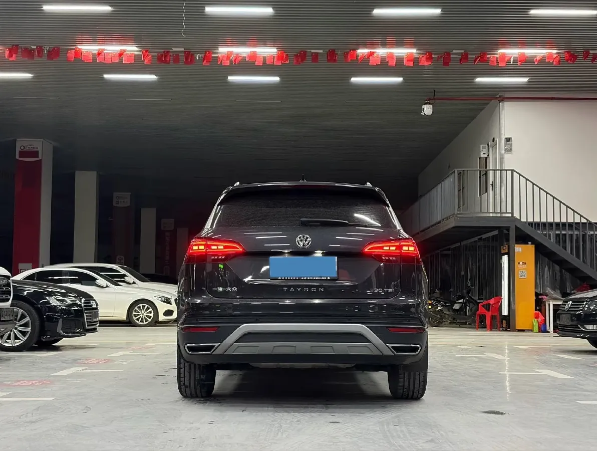 2021 Volkswagen Tayron 2.0T 186HP L4 7DCT,autocango,china used car exporter,china ev exporter,chinese used car exporter,chinese used ev exporter