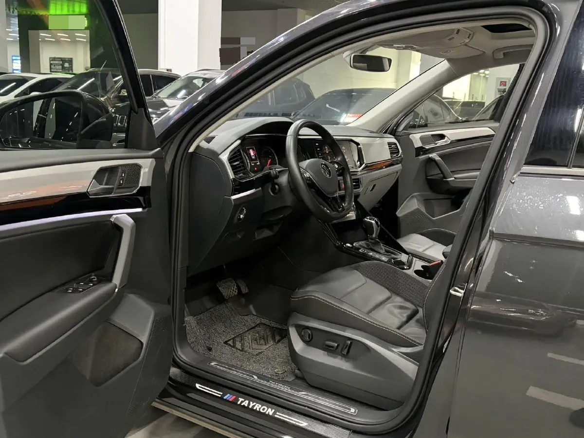 2021 Volkswagen Tayron 2.0T 186HP L4 7DCT,autocango,china used car exporter,china ev exporter,chinese used car exporter,chinese used ev exporter