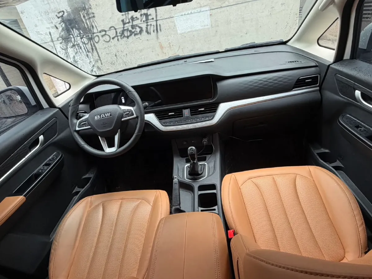 2023 BAW RuiSheng Trump M7 1.6L 124HP L4 5MT,autocango,china used car exporter,china ev exporter,chinese used car exporter,chinese used ev exporter