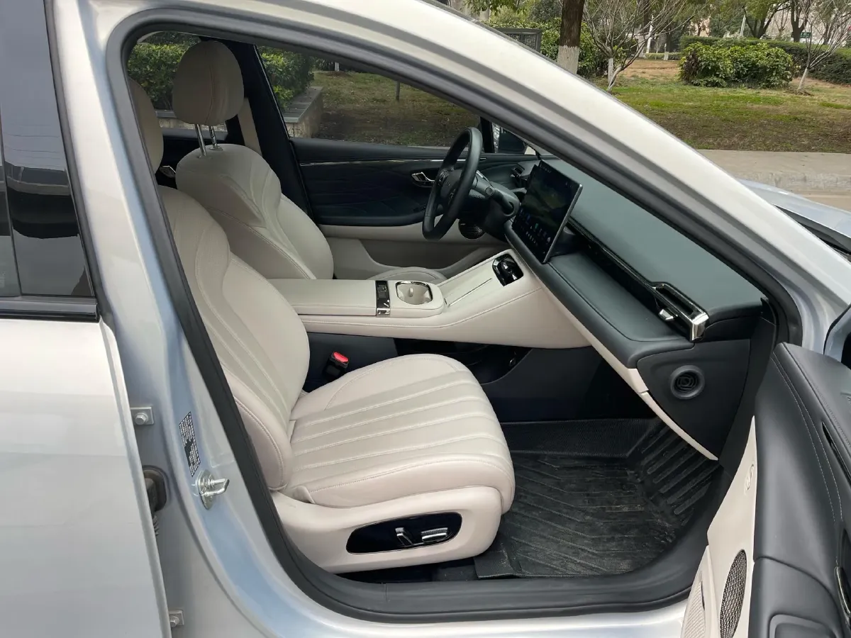 2025 Aion AION RT BEV 68.1KWH,autocango,china used car exporter,china ev exporter,chinese used car exporter,chinese used ev exporter