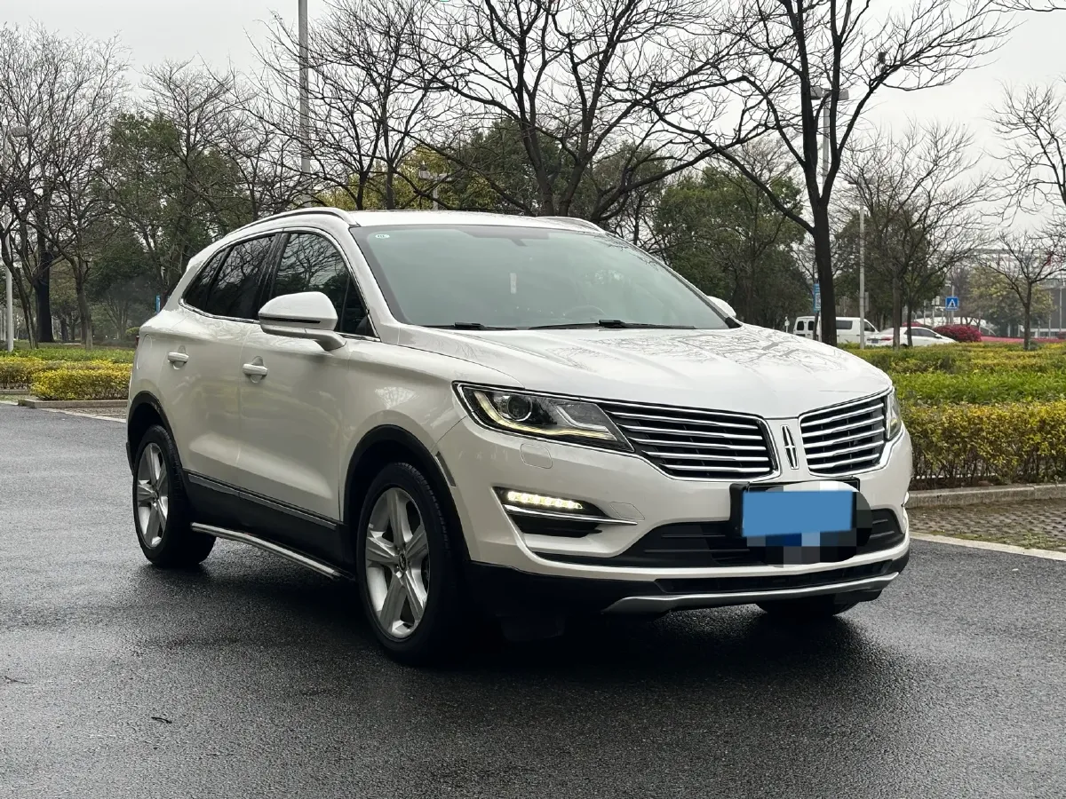 2017 Lincoln MKC 2.0T 203HP L4 6AT,autocango,china used car exporter,china ev exporter,chinese used car exporter,chinese used ev exporter