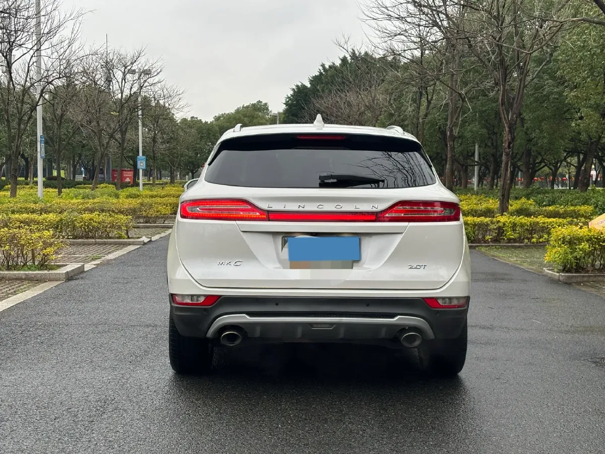 2017 Lincoln MKC 2.0T 203HP L4 6AT,autocango,china used car exporter,china ev exporter,chinese used car exporter,chinese used ev exporter